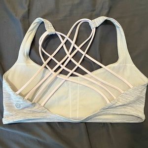 Lululemon Free to Be Bra